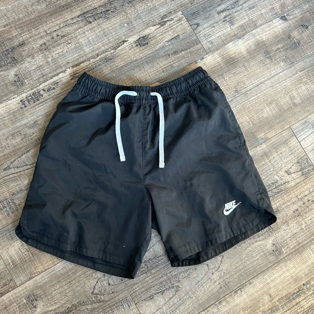 Black Nike men’s shorts size Small